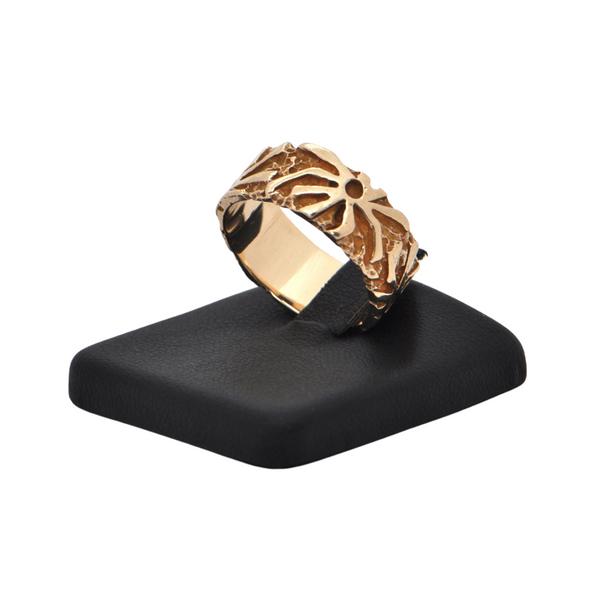 Flor a women's cacique gold ring, Designer Collection