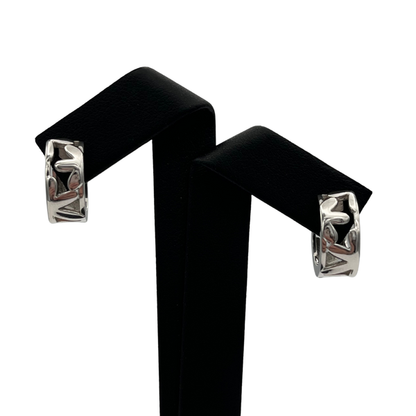 Vintage Open Floral Motif 15mm Huggie Hoop Earrings in 14k white gold - daisy exclusive jewellers