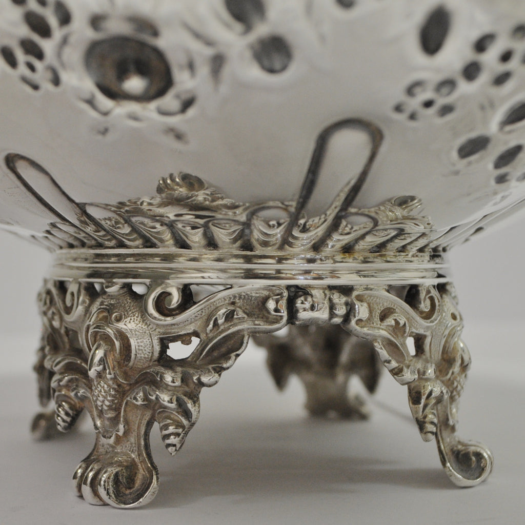 Large Sterling Silver Dish with Handle by John Round c.1900 - Westmount, Montreal - Daisy Exclusive