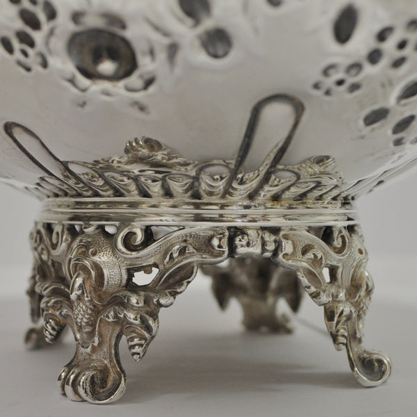 Large Sterling Silver Dish with Handle by John Round c.1900 - Westmount, Montreal - Daisy Exclusive