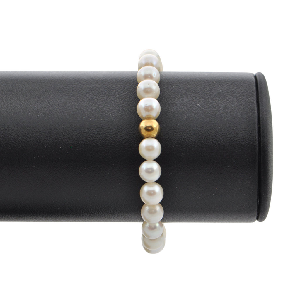 Daisy Exclusive Pearl and 18K Yellow Gold Ball Bracelet + Montreal Estate Jewelers