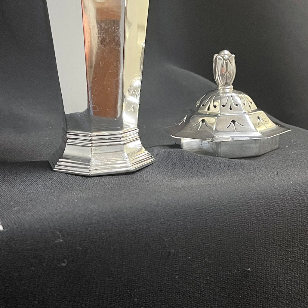 English (London) Sterling Silver Sugar Caster/Shaker C.1936 + Montreal Estate Jewelers