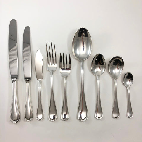 Henry Birks and Sons Georgian Plain silverware - Westmount, Montreal - Daisy Exclusive